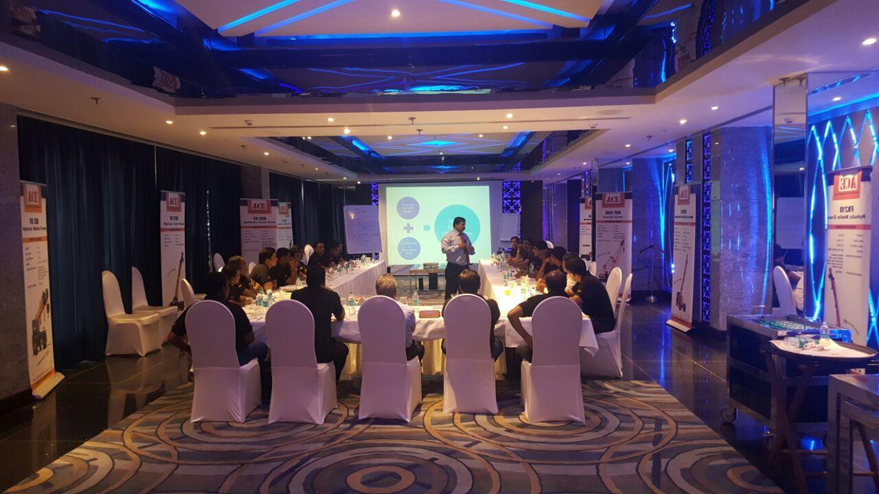 Golden Galaxy Hotels & Resorts Faridabad Ngoại thất bức ảnh